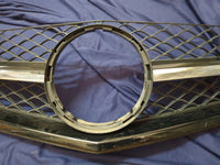 Mercedes-Benz C-Class W204 Radiator Grille - Wear and Tear, Scratches, Pitting in chrome