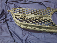 Mercedes-Benz C-Class W204 Radiator Grille - Wear and Tear, Scratches, Pitting in chrome