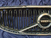 Volvo XC60 Radiator Grille - Badge scratched, Chrome lifting