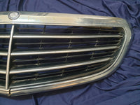 Mercedes-Benz E-Class W212 Radiator Grille - Wear and Tear, Chrome Surround Broken