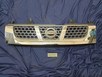 Nissan NP300 Radiator Grille - Chrome cracked, scratches