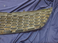 Suzuki Swift Radiator Grille - Light Wear and Tear, Clip broken