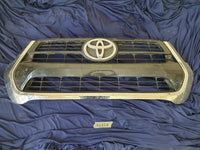 Toyota Hilux Radiator Grille - Broken Mesh, brackets and chrome