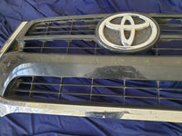 Toyota Hilux Radiator Grille - Broken Mesh, brackets and chrome