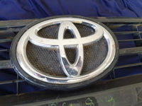 Toyota Hilux Radiator Grille - Broken Mesh, brackets and chrome
