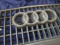 Audi Q5 Radiator Grille - Light Wear and Tear