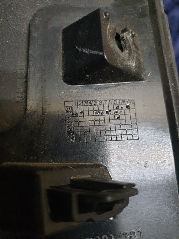 Toyota Hilux Radiator Grille - Wear and Tear, Scratches and small crack