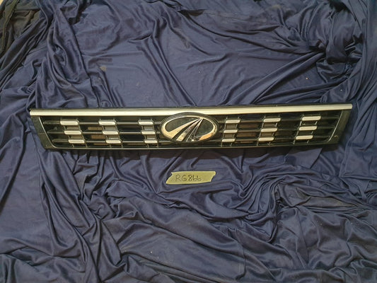 Mahindra XUV300 Radiator Grille - Wear and Tear, Scratches