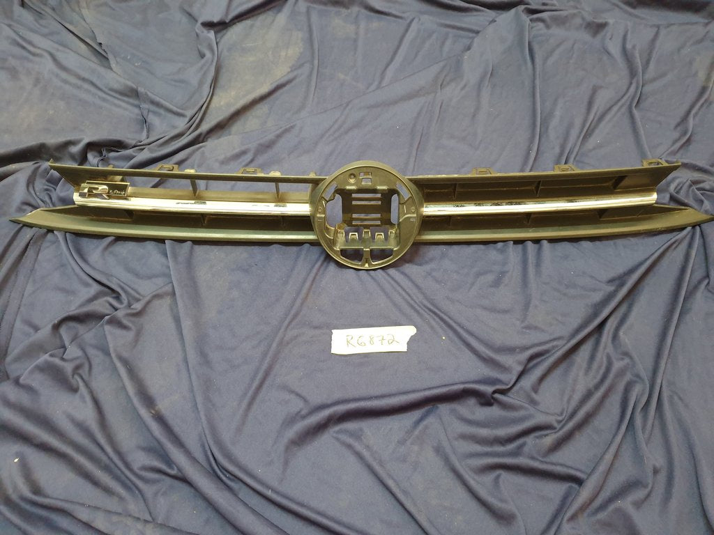 Volkswagen Polo RLine Radiator Grille - Light Wear and Tear, "Rline" Badge chipped