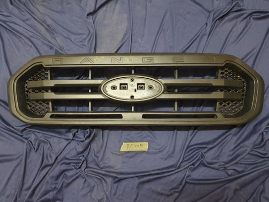 Ford Ranger Radiator Grille - Light Wear and Tear