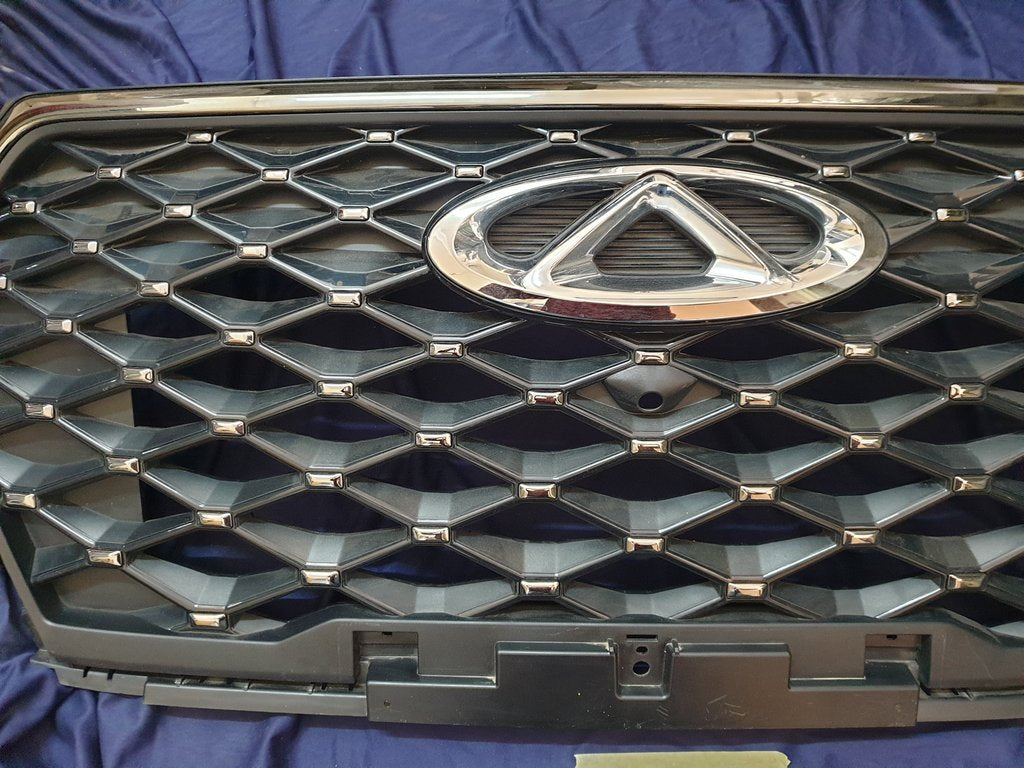 Chery Tiggo 7 Pro Radiator Grille - Like New