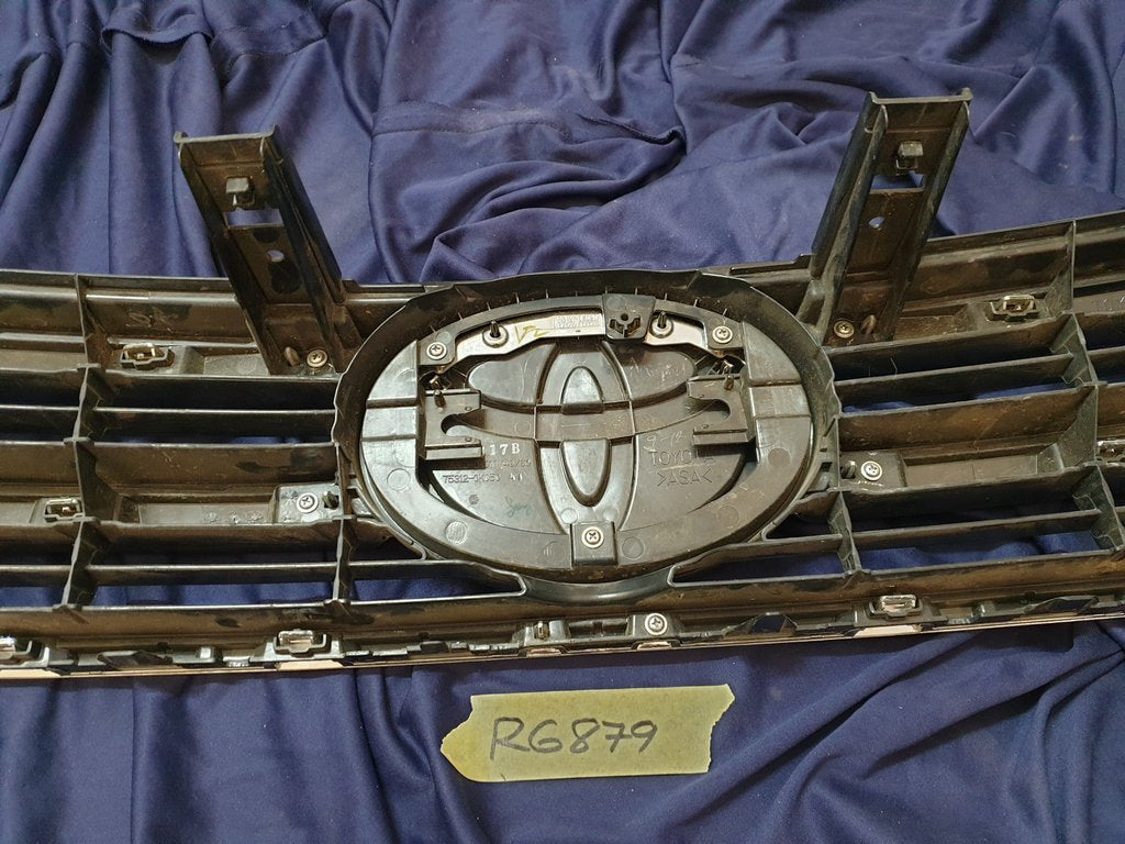 Toyota Hilux Radiator Grille - Light Wear and Tear