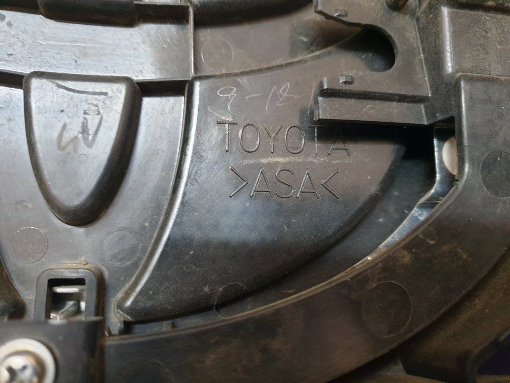 Toyota Hilux Radiator Grille - Light Wear and Tear