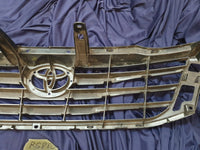 Toyota Hilux Radiator Grille - Scuffs