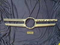 Mercedes-Benz E-Class W213 Radiator Grille - Wear and Tear, Missing chrome moulding