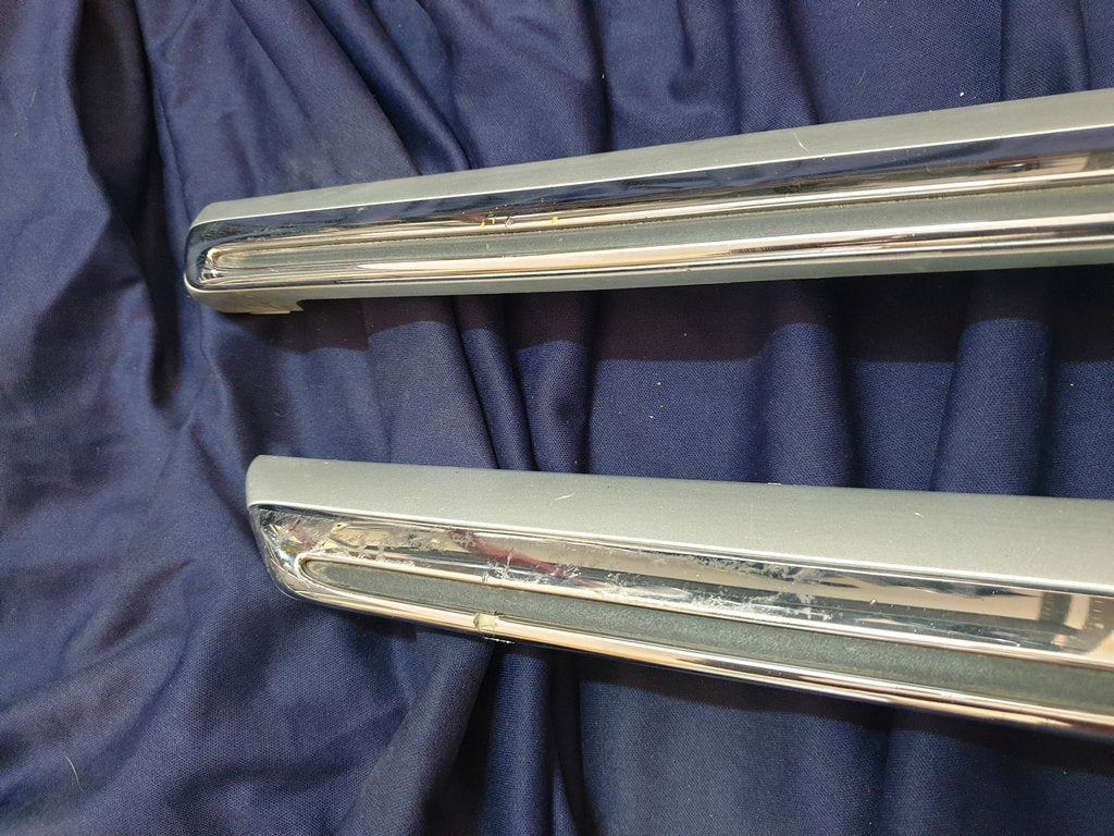 Mercedes-Benz E-Class W213 Radiator Grille - Wear and Tear, Missing chrome moulding