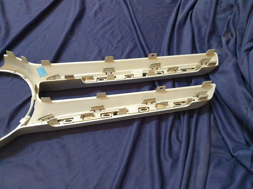 Mercedes-Benz E-Class W213 Radiator Grille - Wear and Tear, Missing chrome moulding