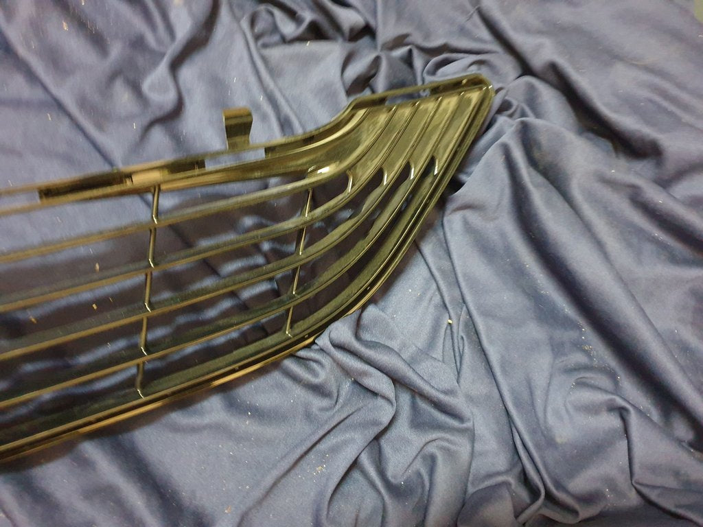 Mercedes-Benz S-Class W222 Front Bumper Lower Grille