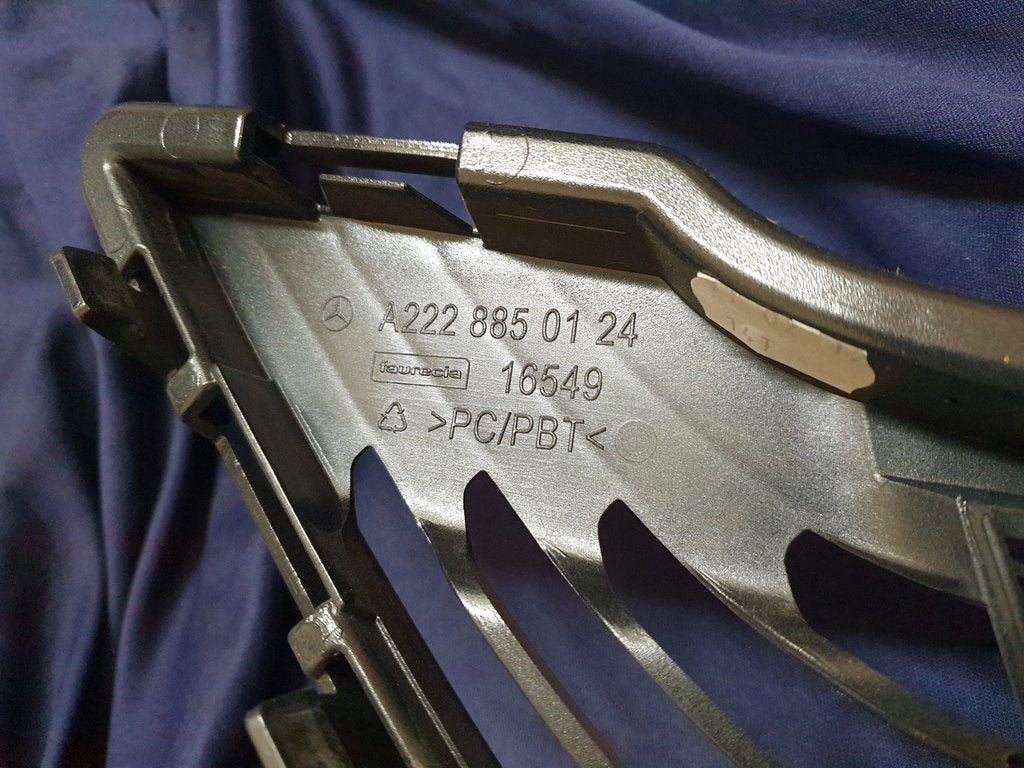 Mercedes-Benz S-Class W222 Front Bumper Lower Grille