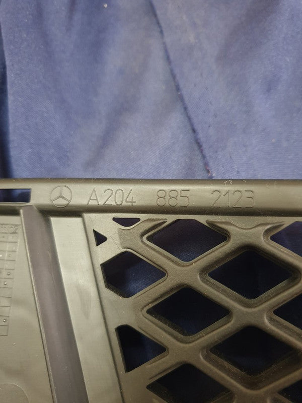 Mercedes-Benz C-Class W204 Front Bumper Lower Grille
