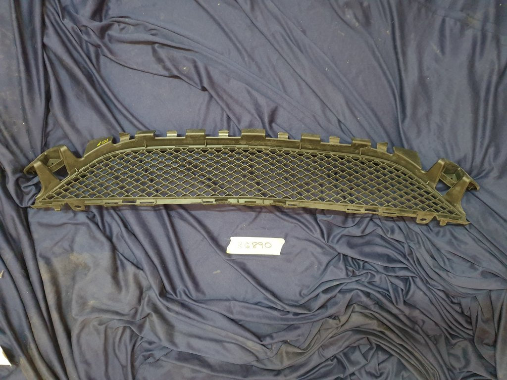 Mercedes-Benz C-Class W205 AMG Front Bumper Centre Mesh