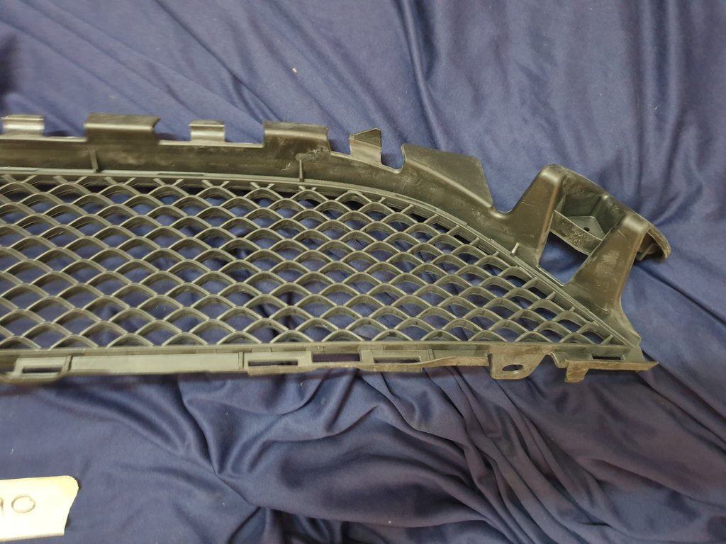 Mercedes-Benz C-Class W205 AMG Front Bumper Centre Mesh