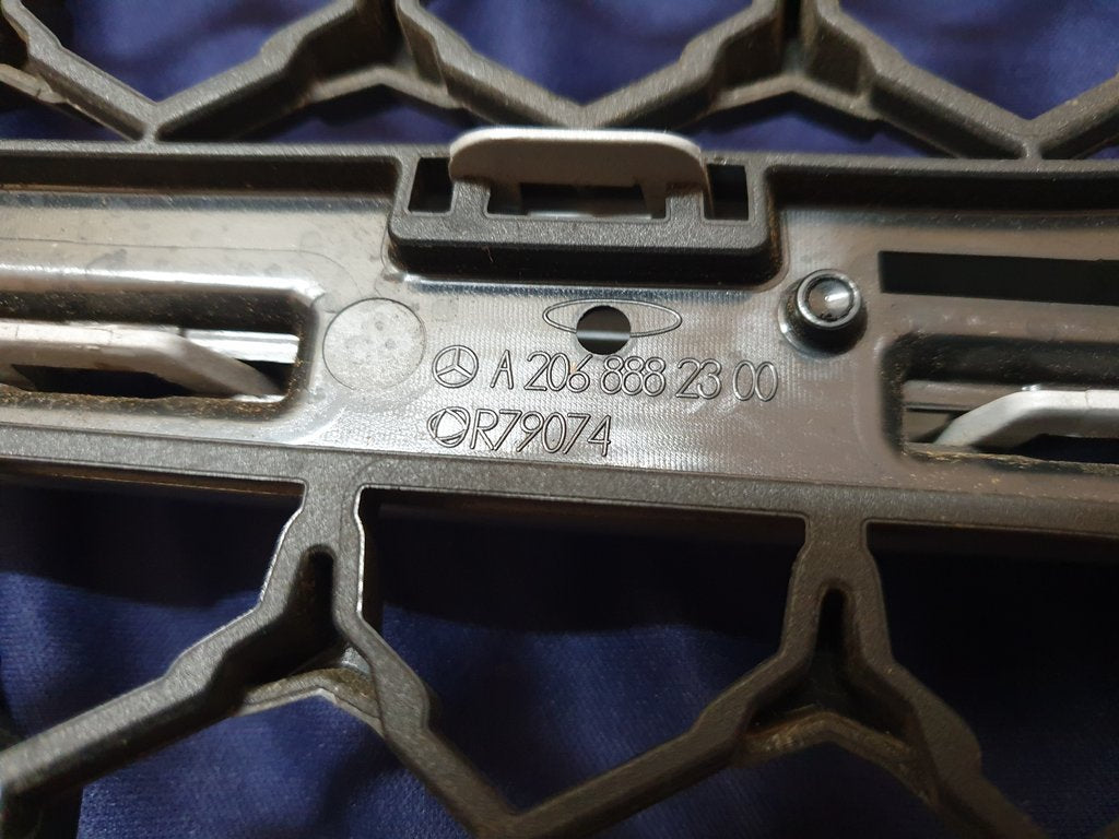 Mercedes-Benz C-Class W206 Radiator Grille - Broken Mesh