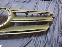 Mercedes-Benz V-Class Vito W447 Radiator Grille - Warped, paint spill