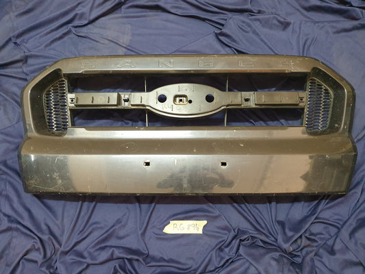Ford Ranger Radiator Grille - Broken brackets, chips, scratches