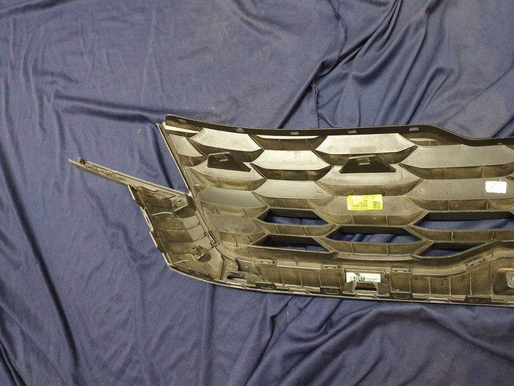 KIA Seltos Radiator Grille - Wear and Tear, Small scratches