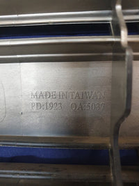 Toyota Aftermarket Land Cruiser Radiator Grille - Light Wear and Tear