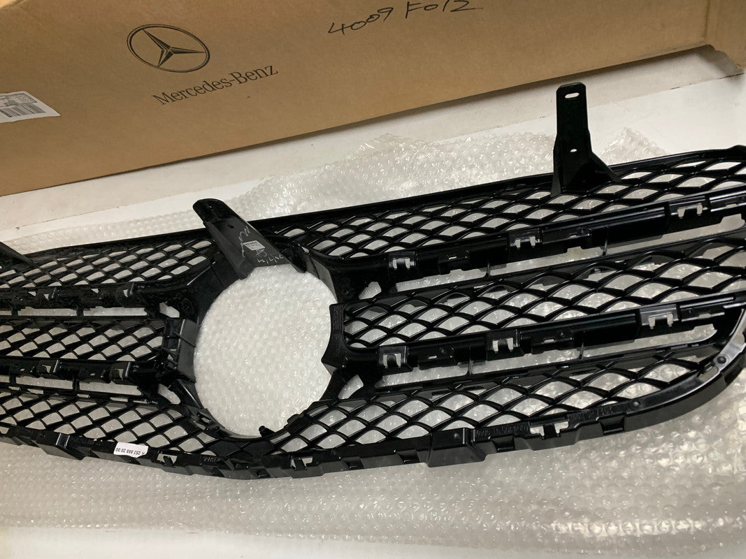 Mercedes-Benz GLC 2016, 2017, 2018, 2019 Radiator Grille Frame