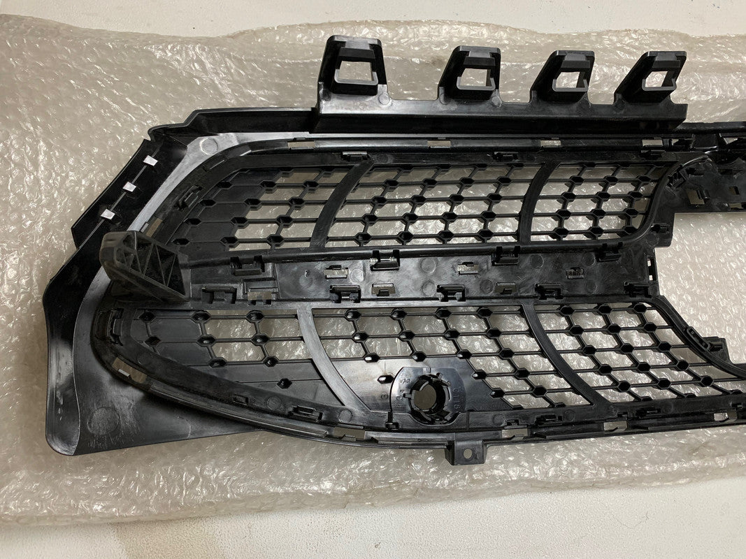 Mercedes-Benz CLA 2019, CLA200 Radiator Grille Assy