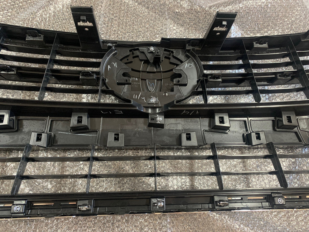 Toyota Hilux 2021 Radiator Grille Assy with Emblem/Badge