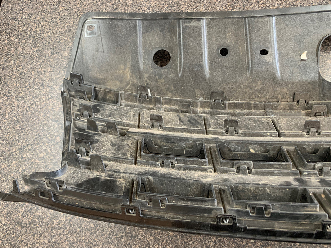 Volkswagen Amarok 2018 Radiator Grille Assy with Emblem/Badge