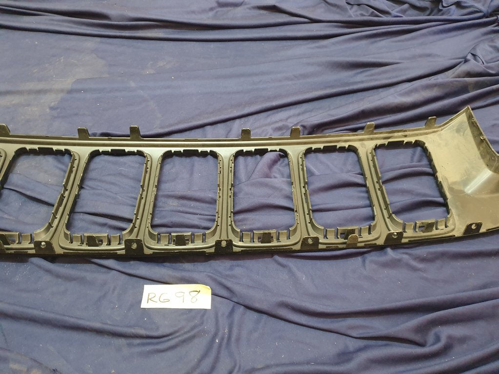 Jeep Grand Cherokee Front Bumper Grille Surround