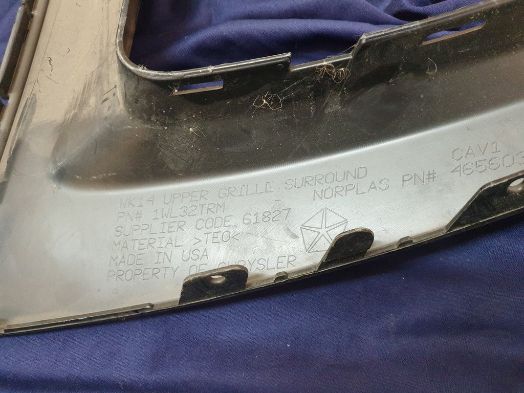 Jeep Grand Cherokee Front Bumper Grille Surround