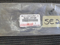 Toyota Hilux Centre Front Bonnet Rubber