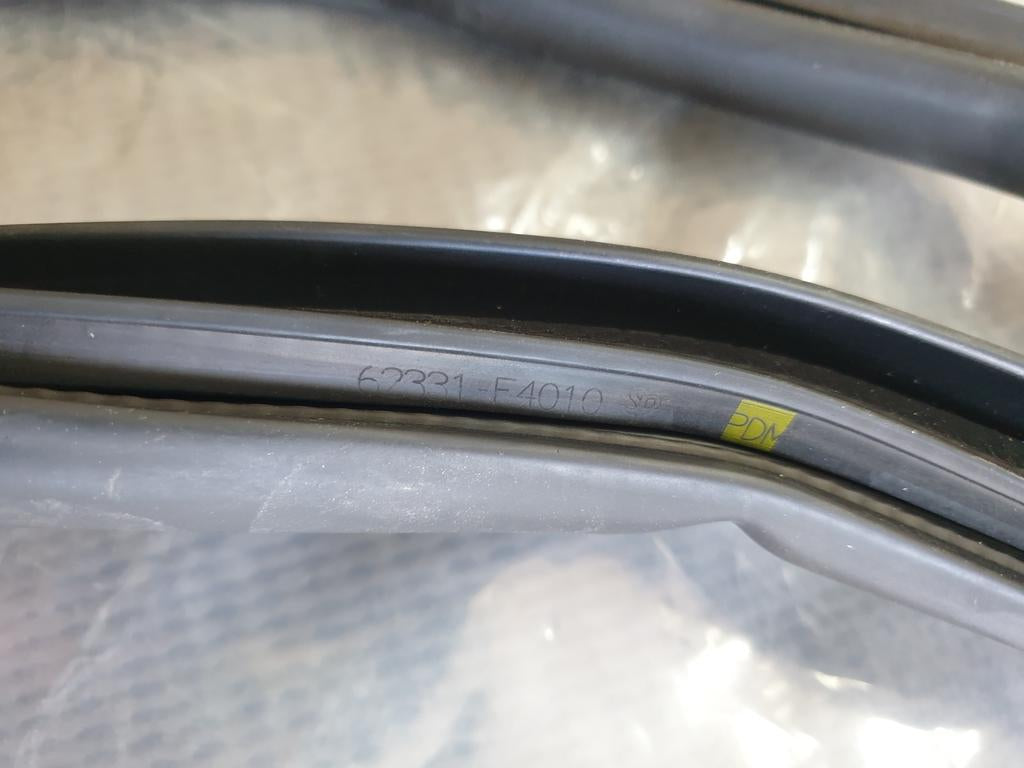 Toyota C-HR Right Rear Door Sealing Rubber