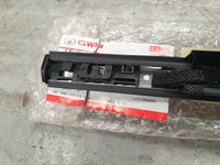 Original New Haval Jolion Pro 2025 Left Front Door Glass Outer Weather Strip Seal Chrome Moulding