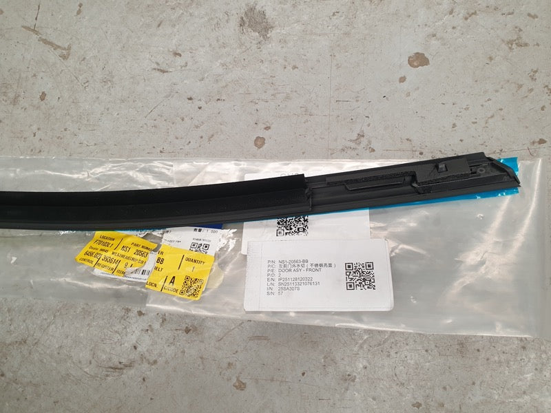 Original New Ford Territory 2024 Left Front Door Glass Outer Weather Strip Seal Chrome Moulding
