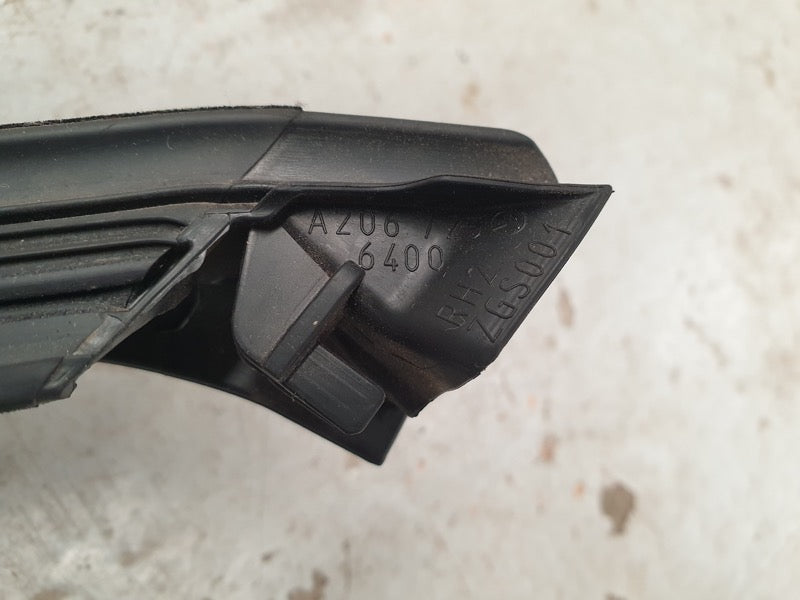 Original Used Mercedes-Benz C-Class W206 Right Front Door Window Guide Seal