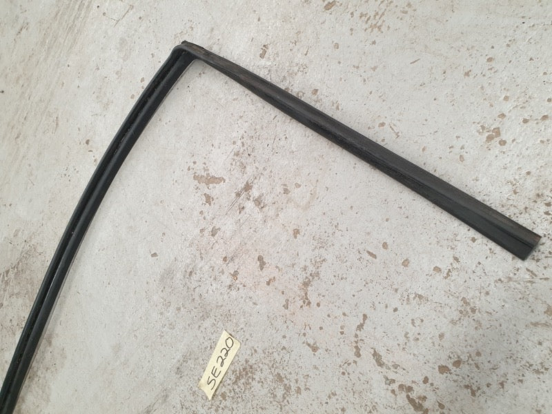 Original Used Toyota Hilux Right Front Door Window Channel