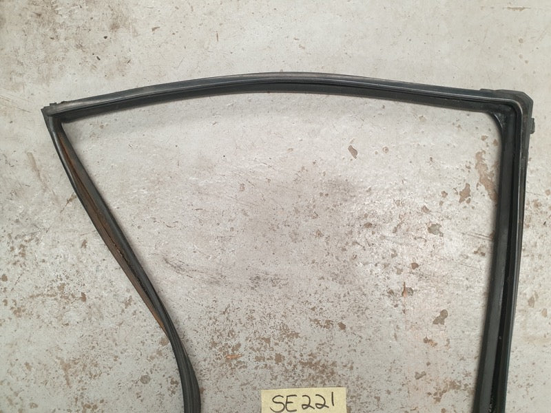 Original Used Toyota Hilux Right Rear Door Window Channel