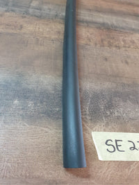 Original Used Toyota Hilux Right Centre Door Weather Strip