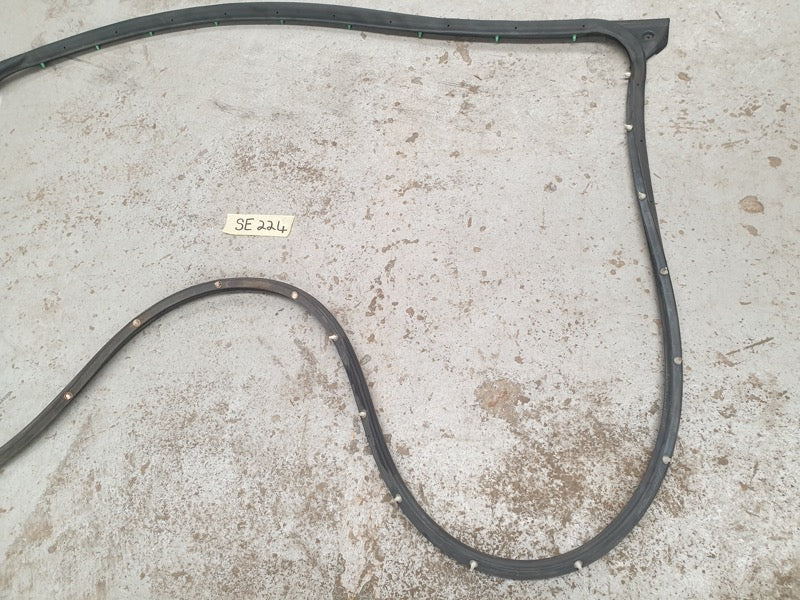 Original Used Toyota Hilux Right Front Door Weather Strip