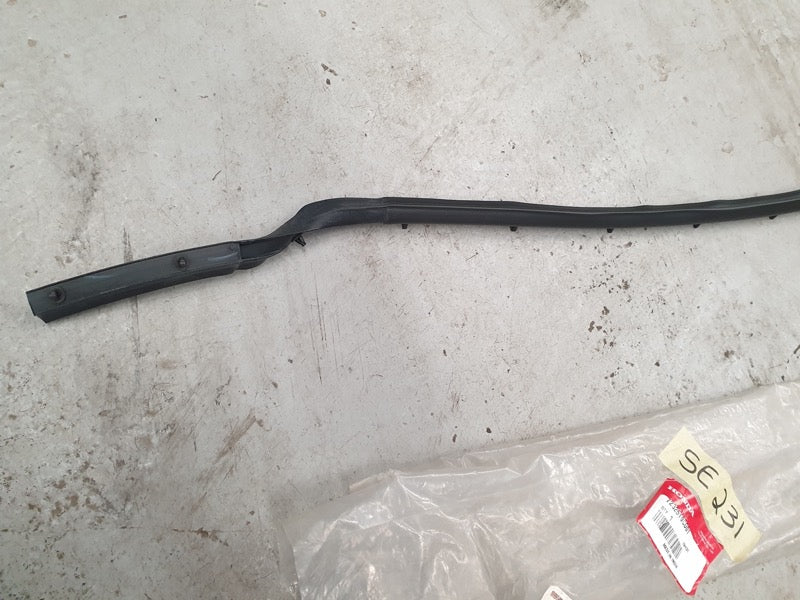 Original New Honda Ballade Right Roof Sub Seal