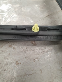 Original New Jeep Cherokee 2019 Right Front Door Surrounding Rubber
