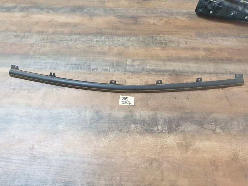 Original Used Mercedes-Benz C-Class W204 Bonnet Rubber
