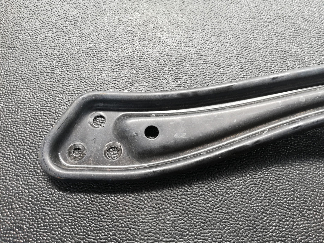 Toyota Etios Sprint, Crossmember, Steel 2017 Rear Bumper Support